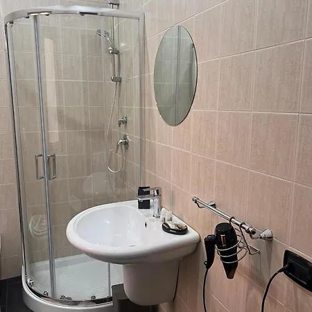 B&B Astrum 코센차