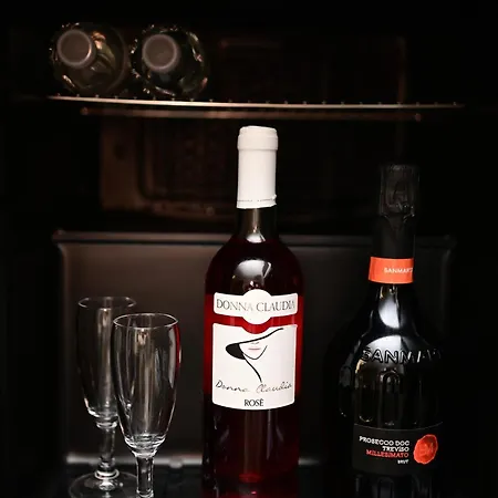 Astrum فندق مبيت وإفطار