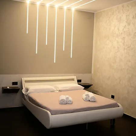 Astrum فندق مبيت وإفطار 4*